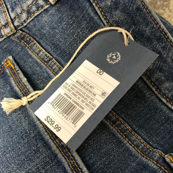 NWT Universal Thread Jeans - Picture 8 of 9